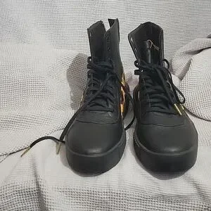 Puma × A Bathing Ape leather Hi-tops ULTRA RARE  factory samples M sz9 Get your feet in these classic adidas Copa Super Suede  main image 3